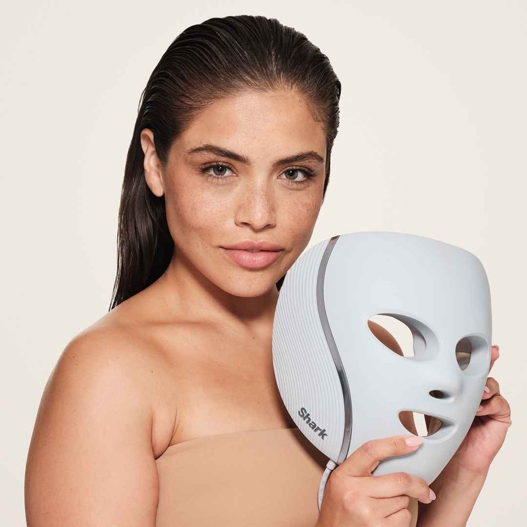 How to Integrate an LED Mask into Your Skin Care Routine